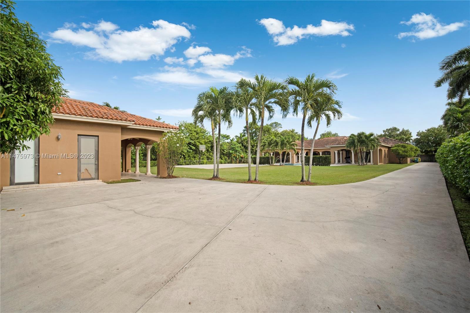 BIRD ROAD FARMSITES - Residential