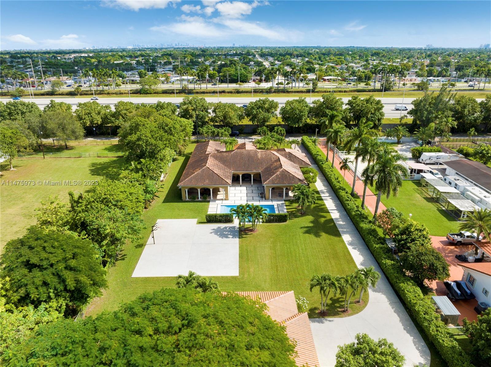 BIRD ROAD FARMSITES - Residential