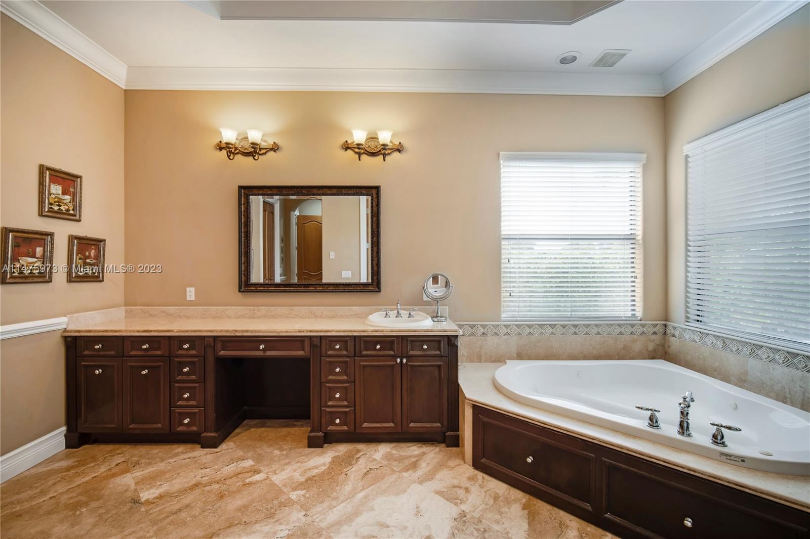 BIRD ROAD FARMSITES - Residential