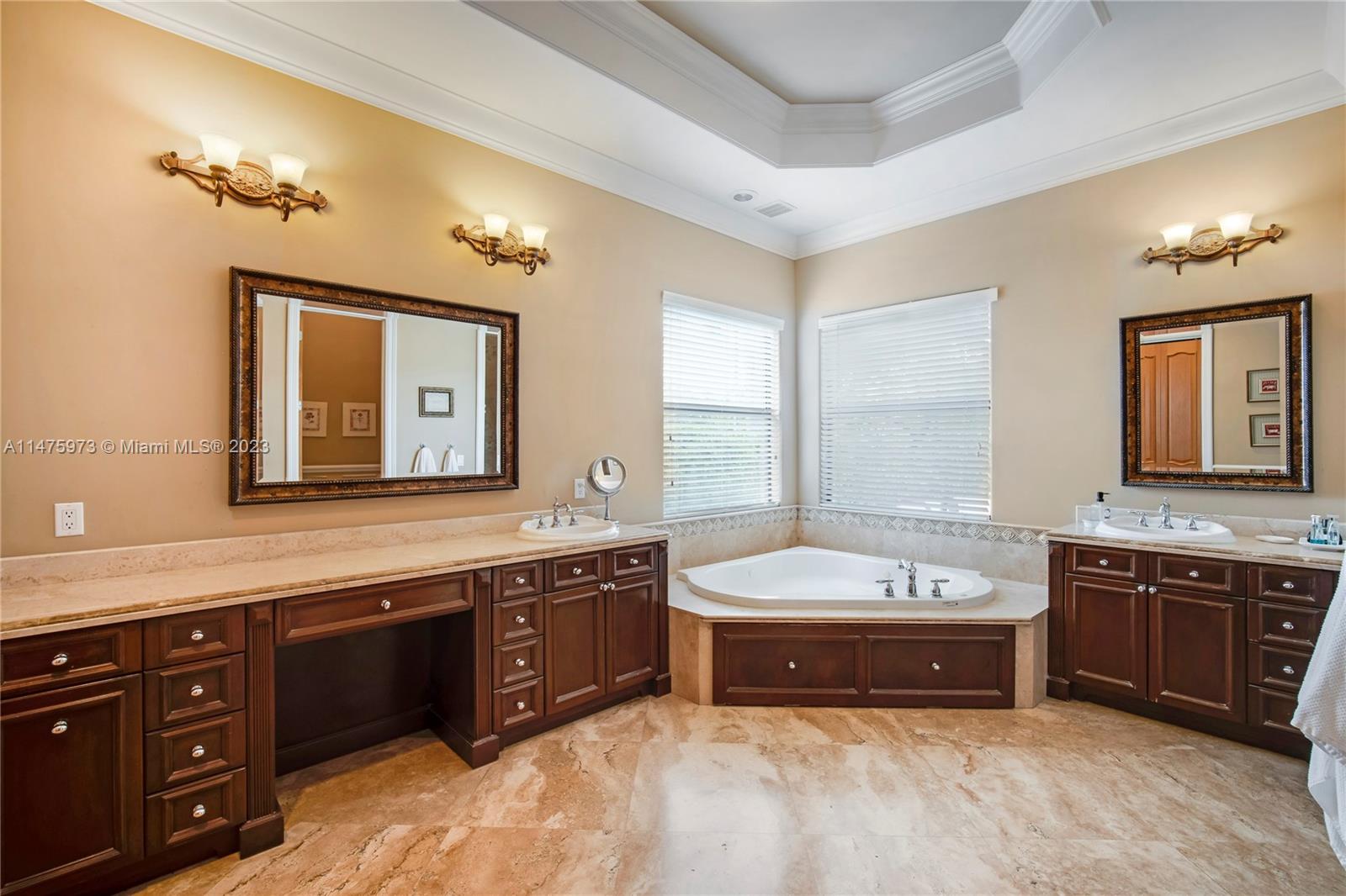 BIRD ROAD FARMSITES - Residential