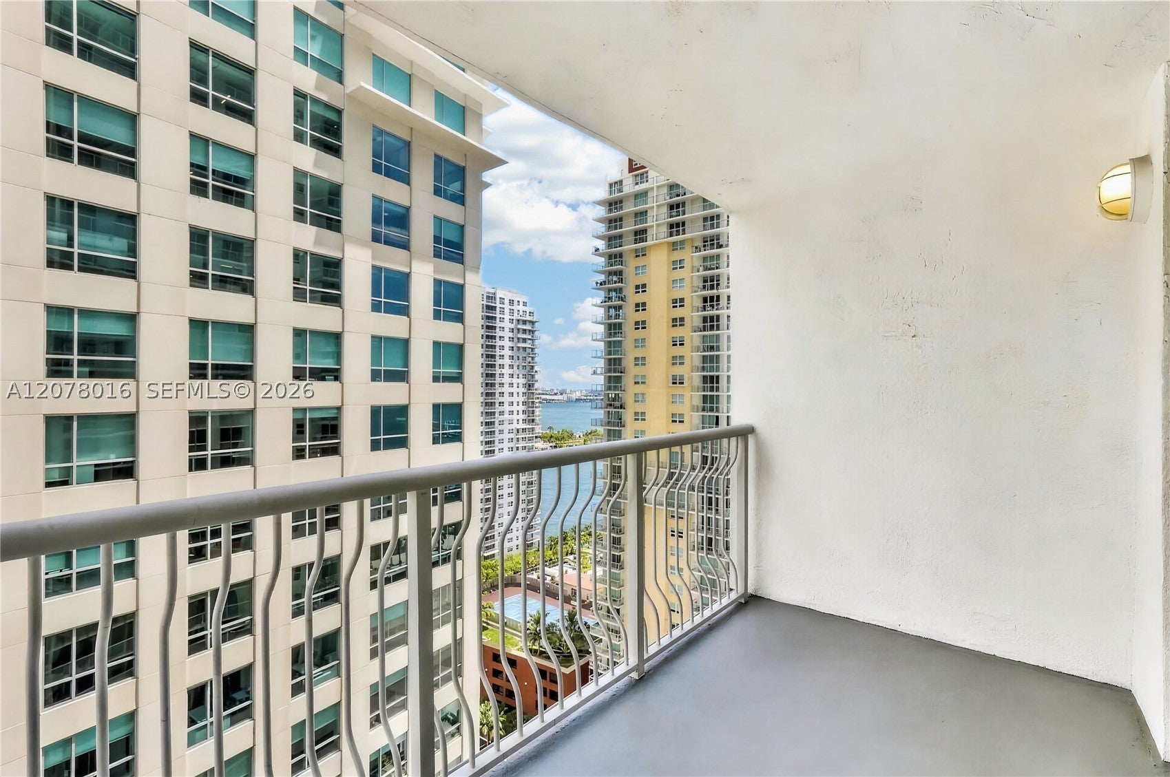 1200 Brickell Bay Dr
