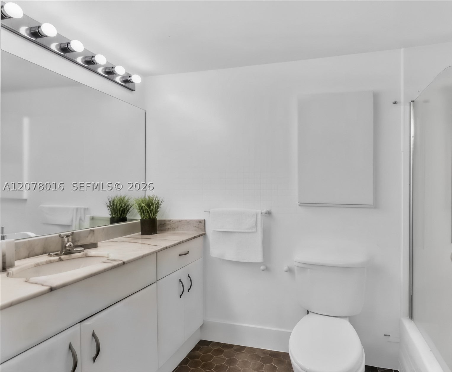 1200 Brickell Bay Dr 2510
