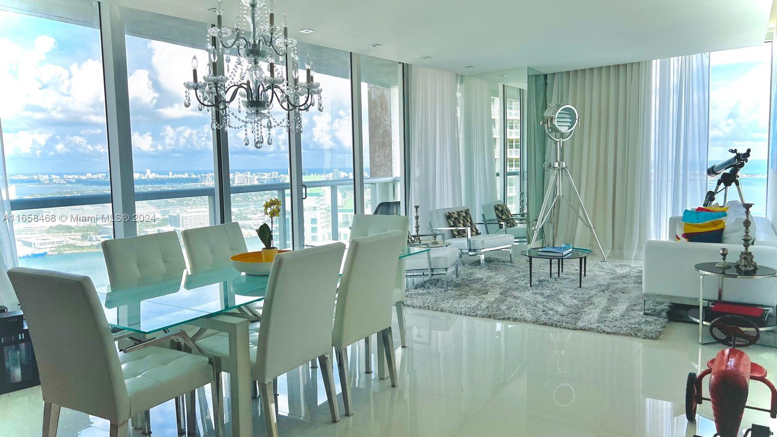 495 Brickell Ave 4902
