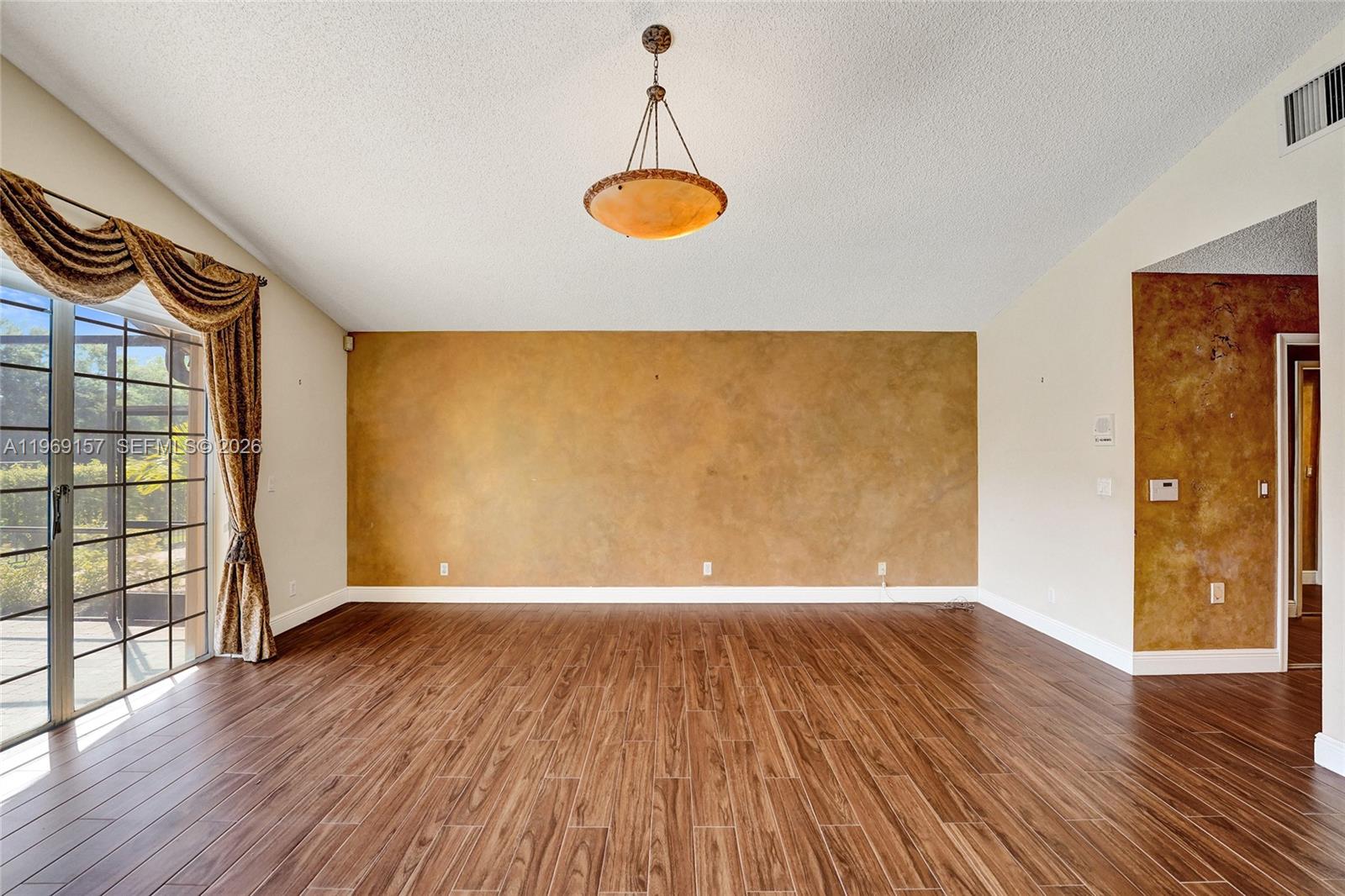 SECTOR 7 SOUTH - PARCELS - Residential