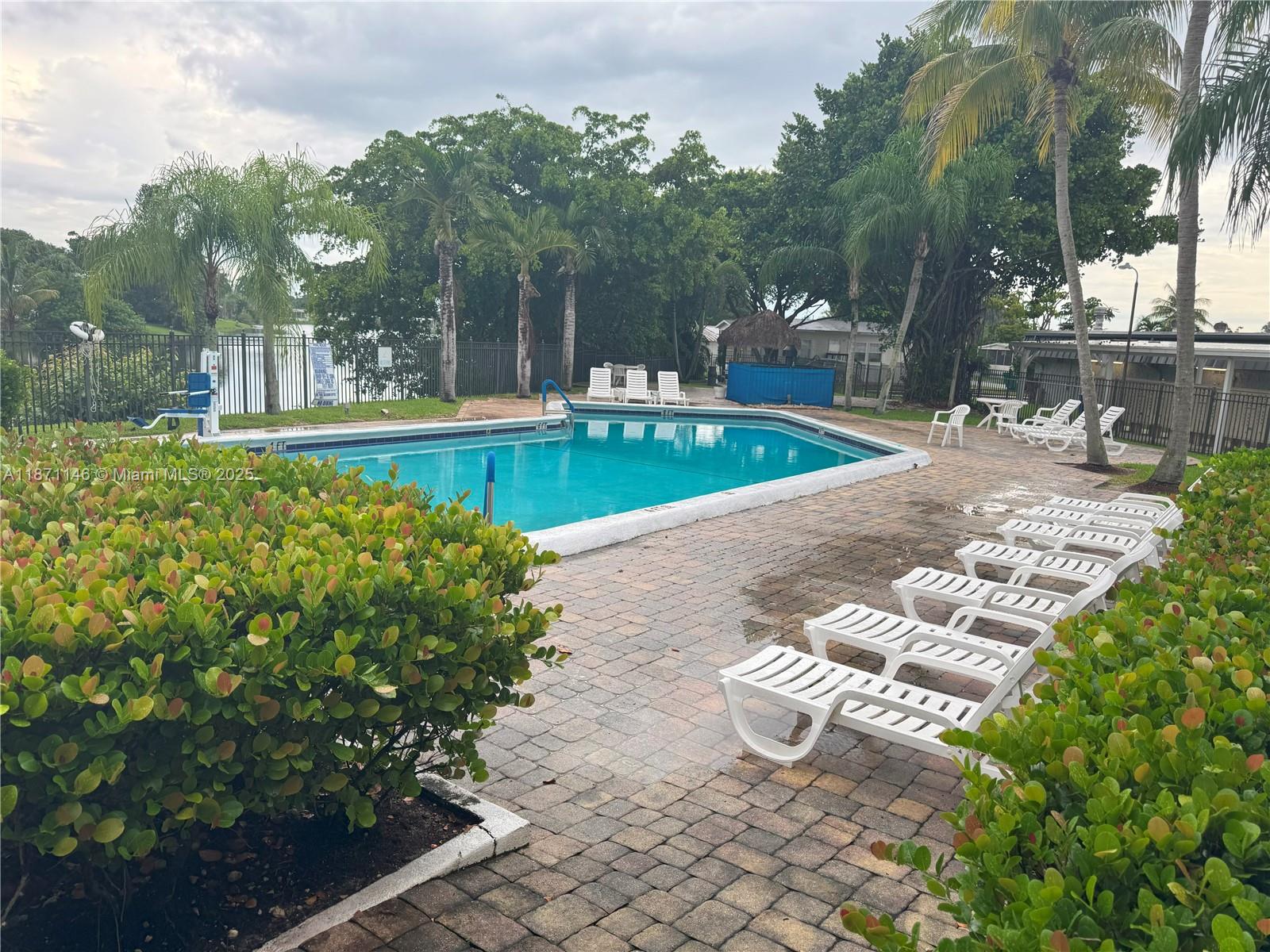 PARK CITY WEST - Residential