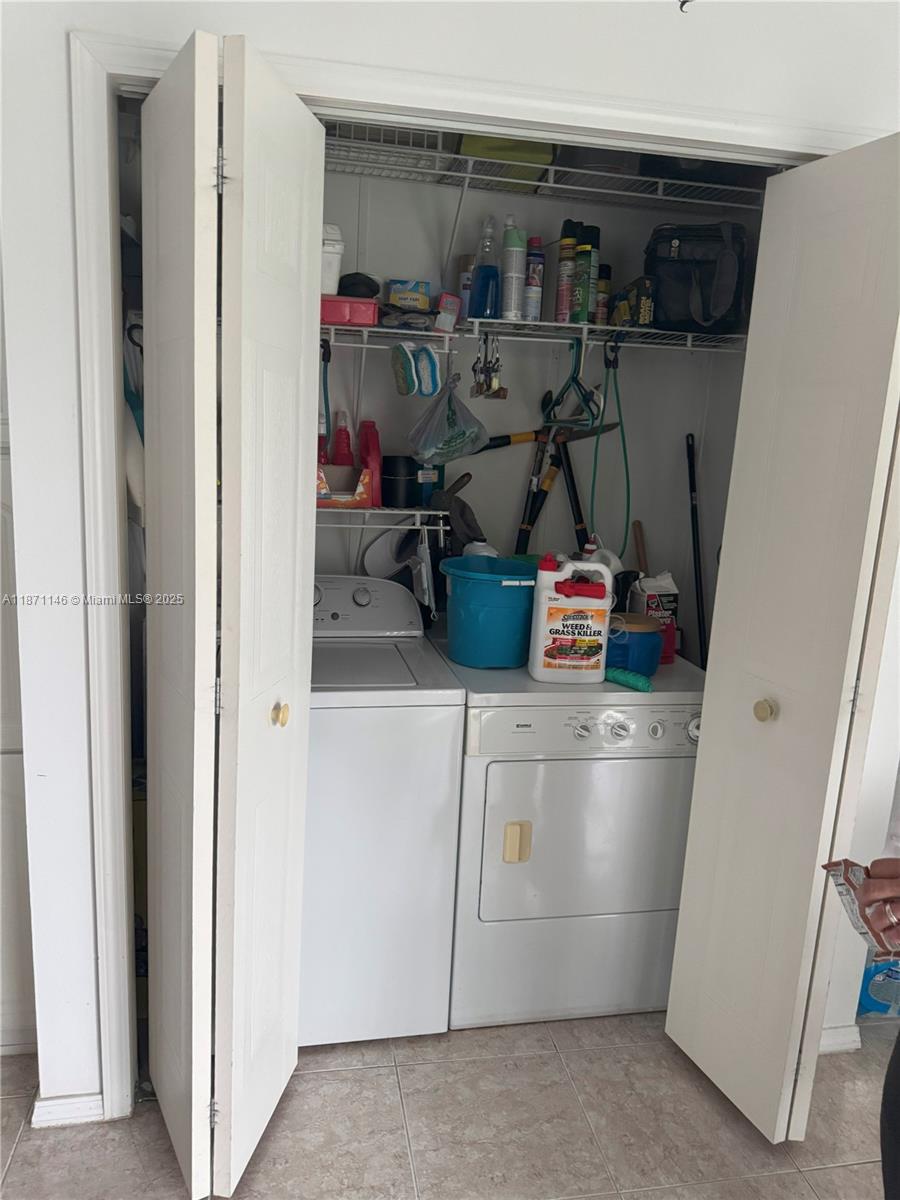 PARK CITY WEST - Residential