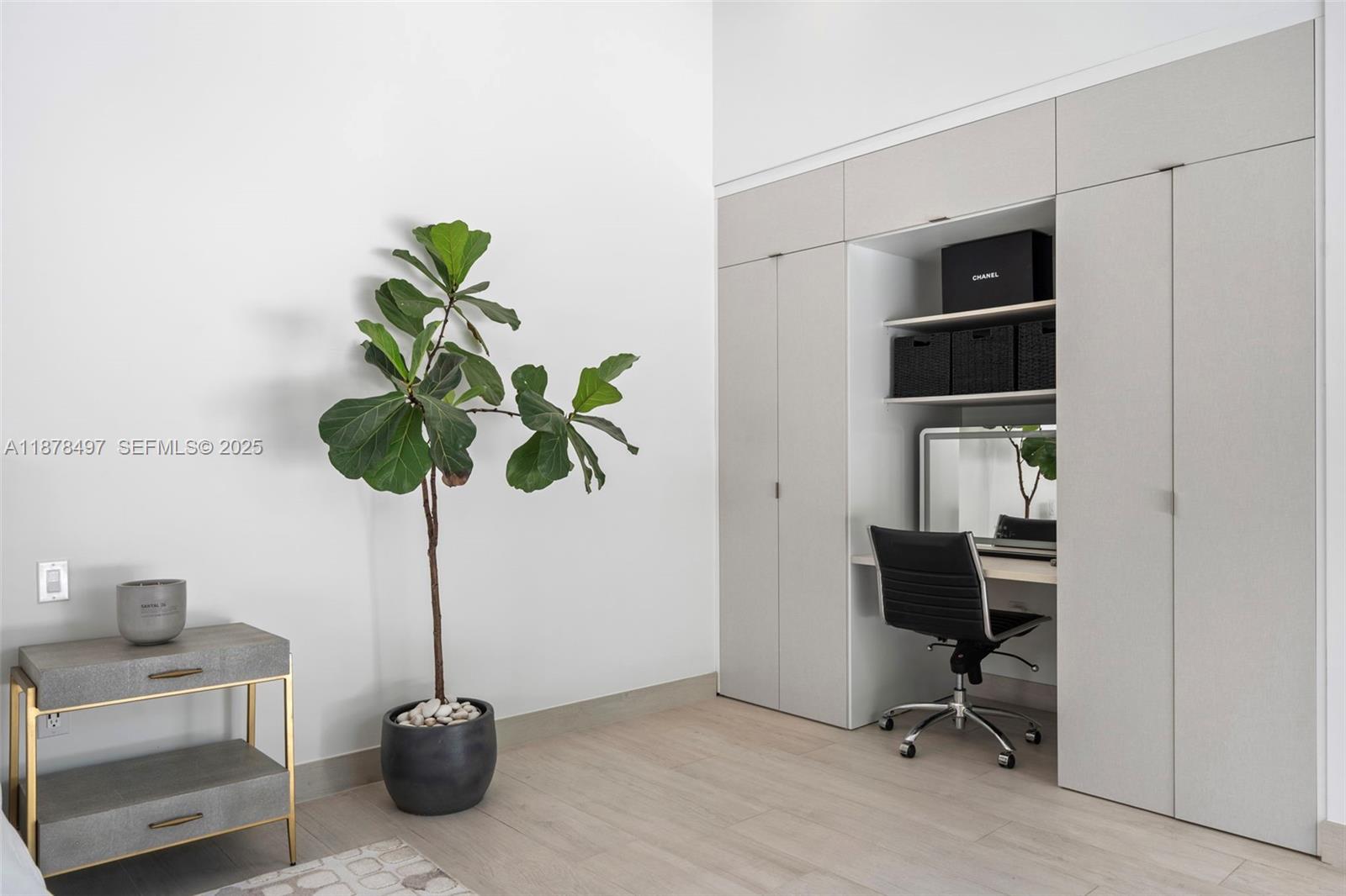 BISCAYNE POINT - Residential