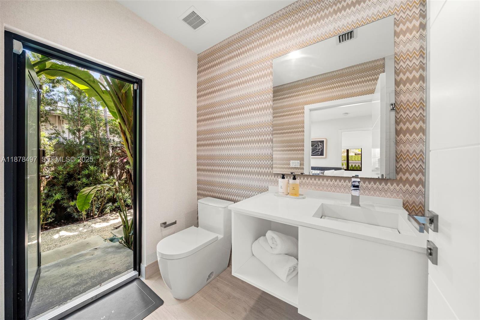 BISCAYNE POINT - Residential