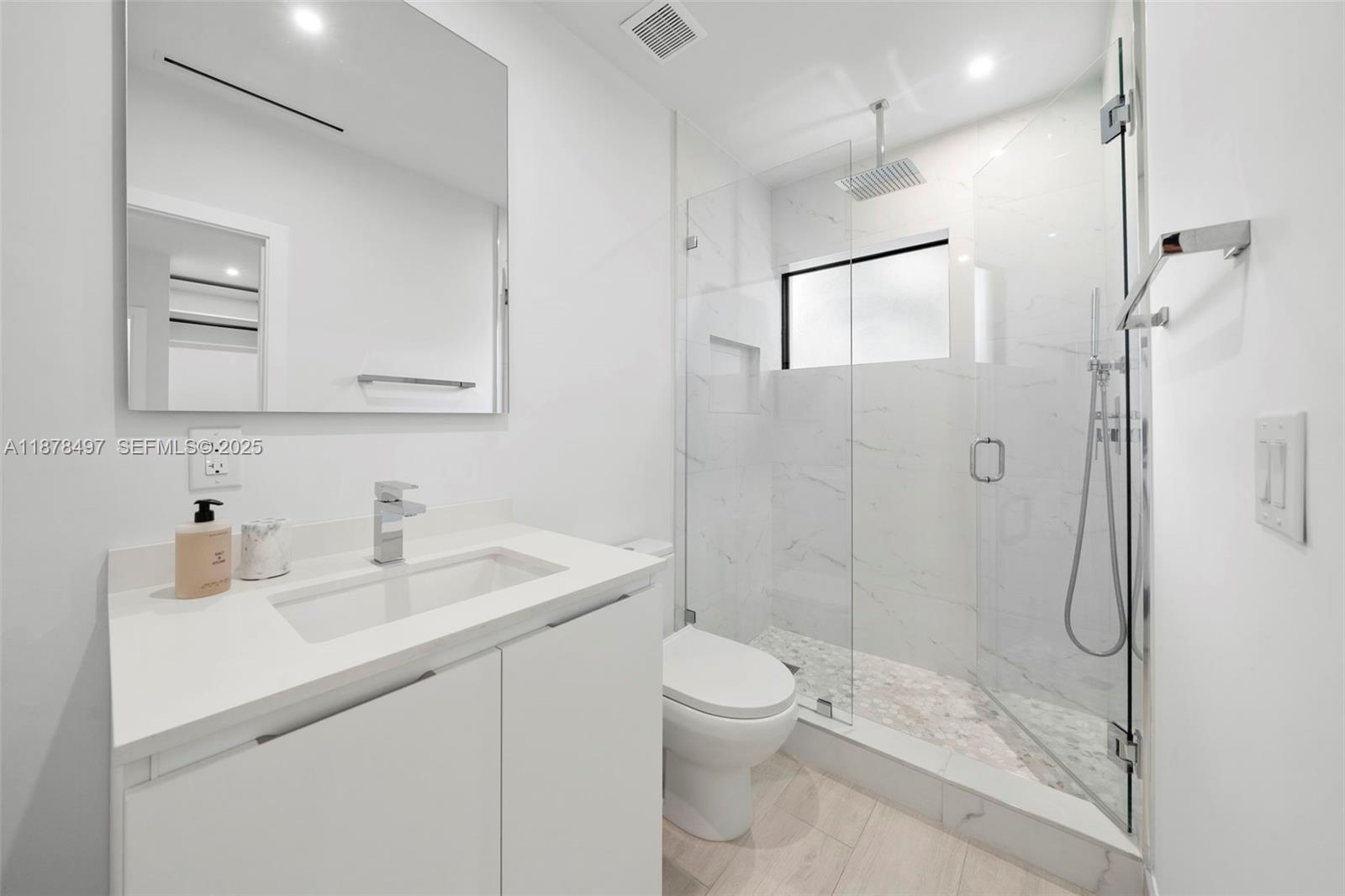 BISCAYNE POINT - Residential