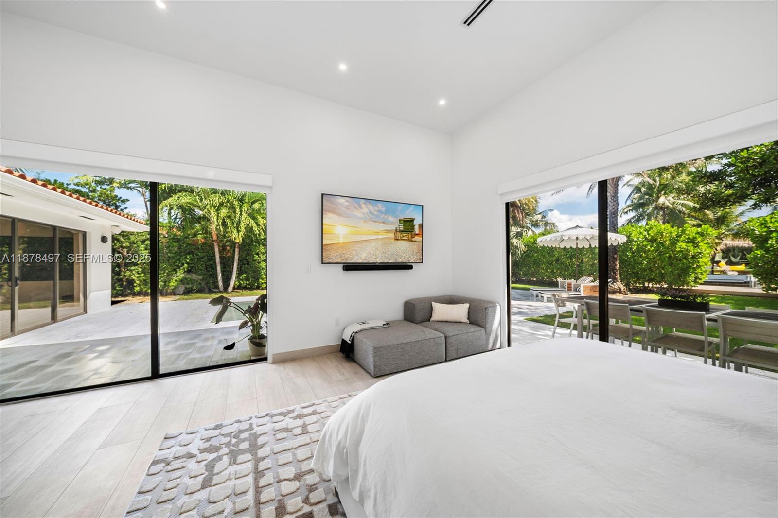 BISCAYNE POINT - Residential