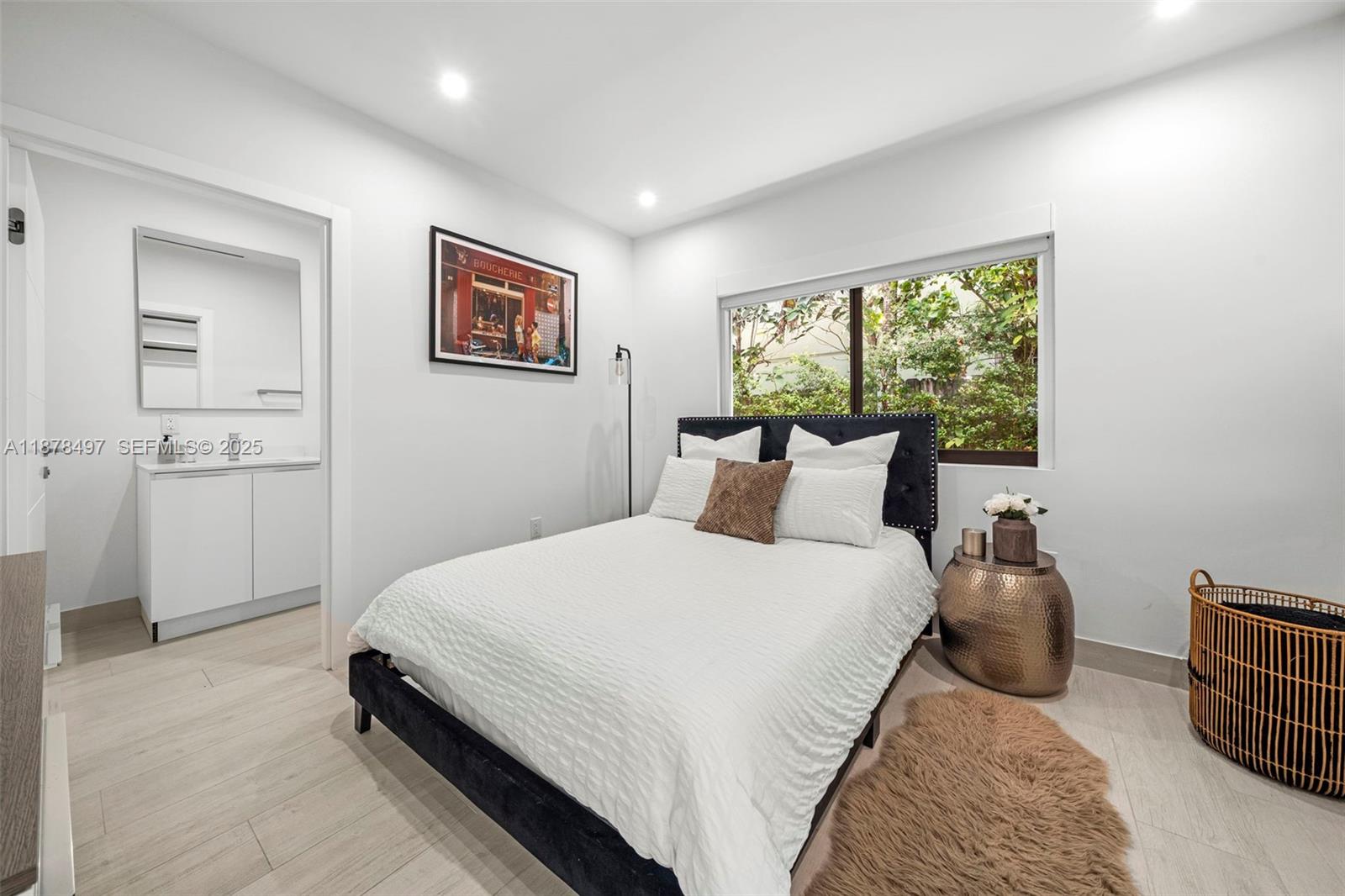 BISCAYNE POINT - Residential