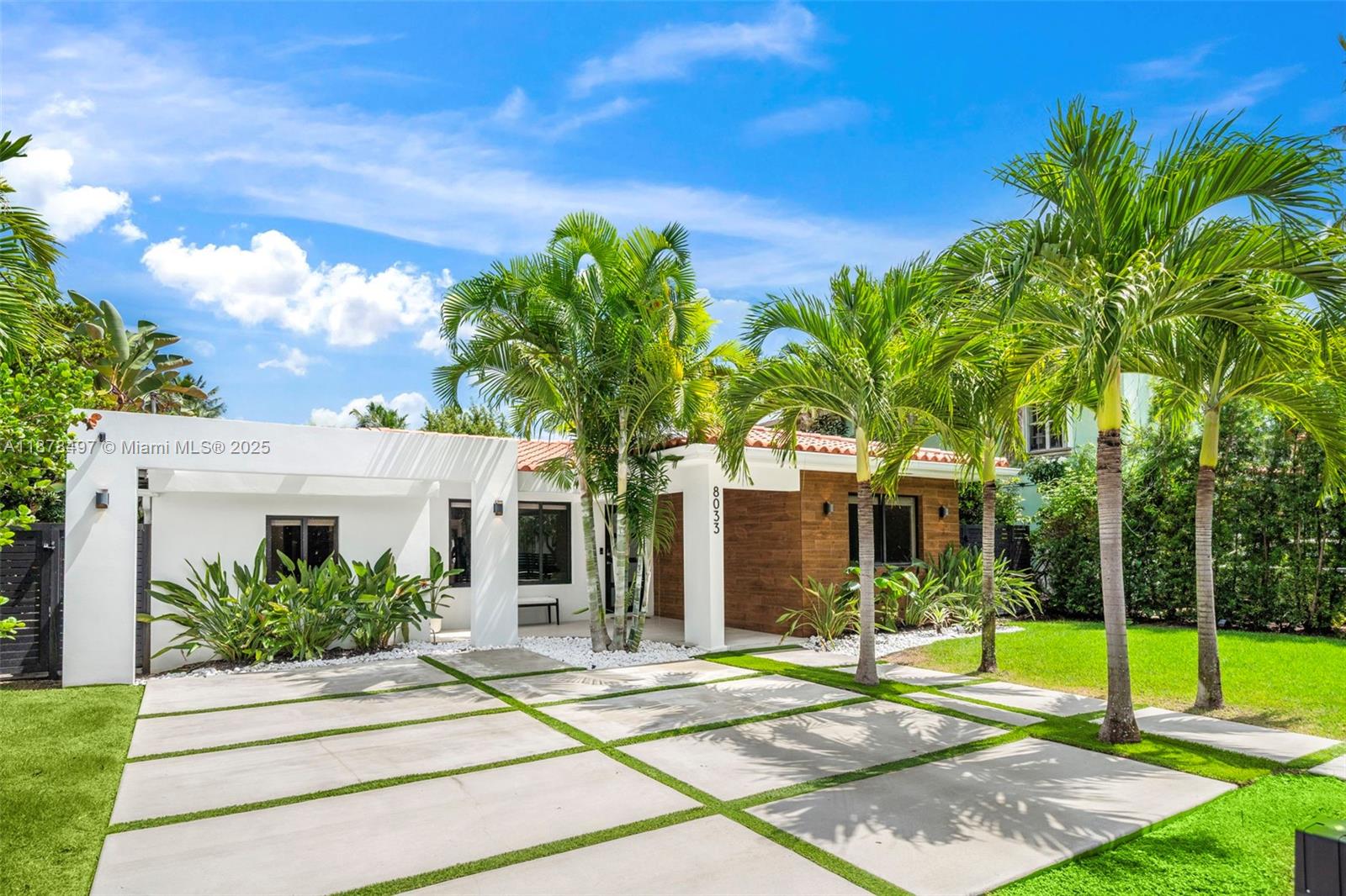 BISCAYNE POINT - Residential