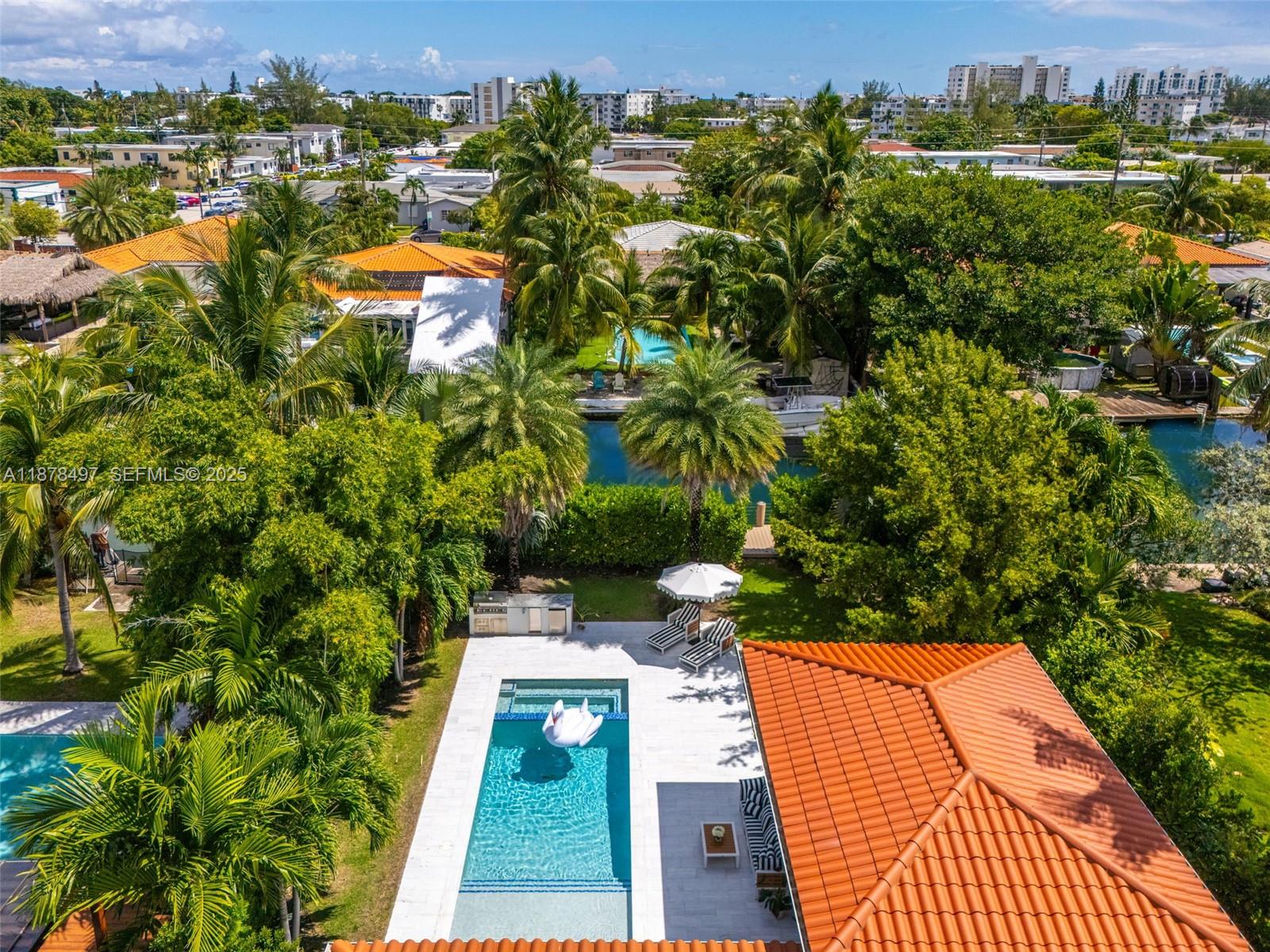 BISCAYNE POINT - Residential