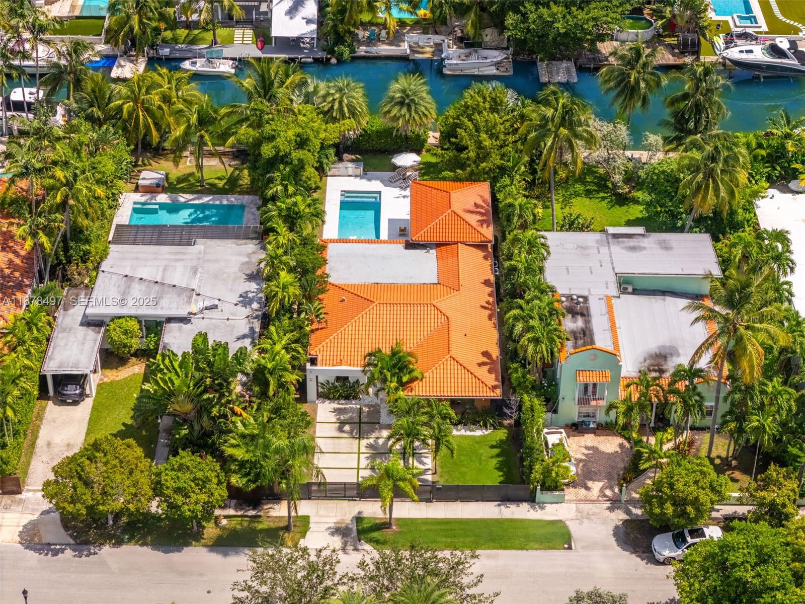 BISCAYNE POINT - Residential