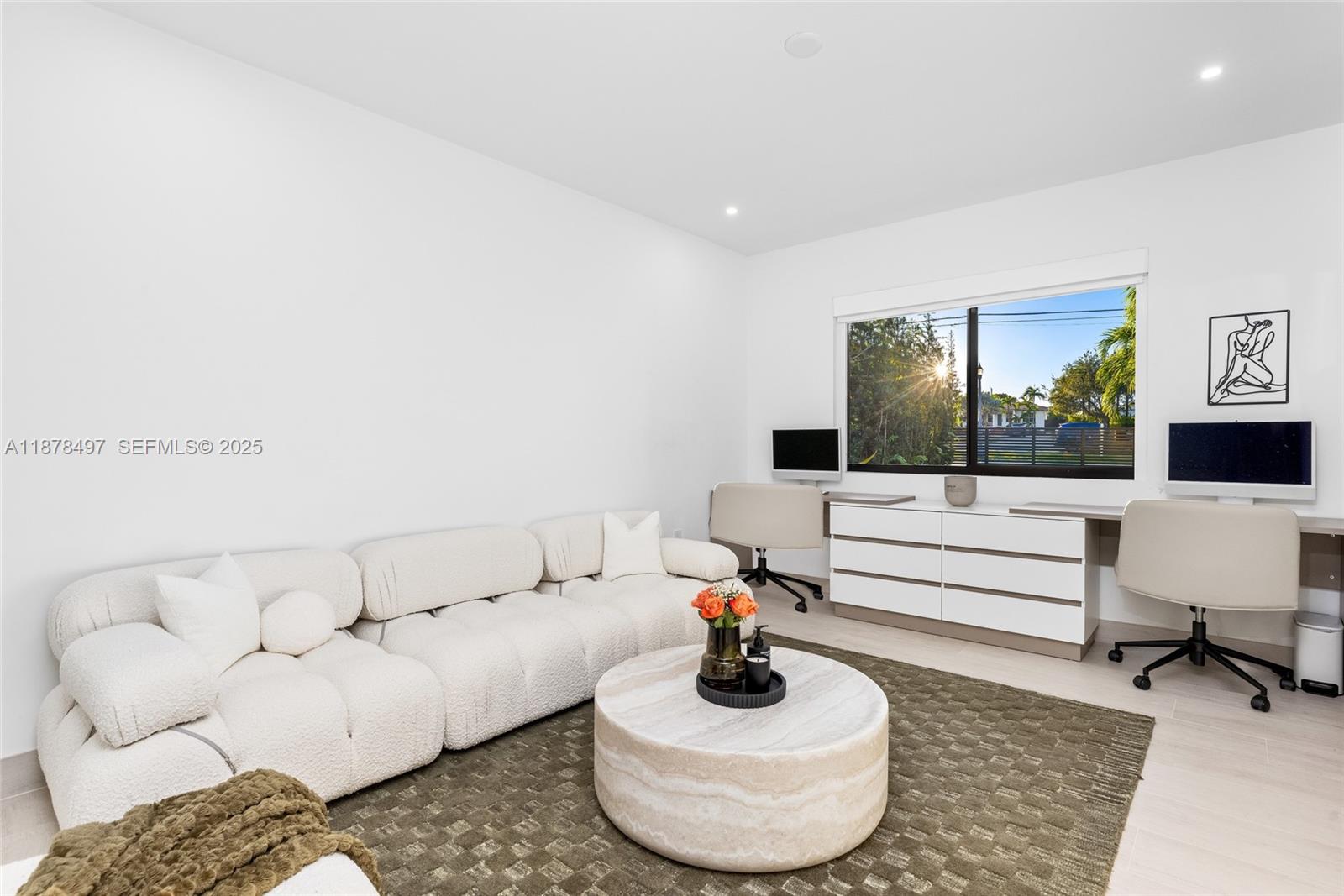 BISCAYNE POINT - Residential