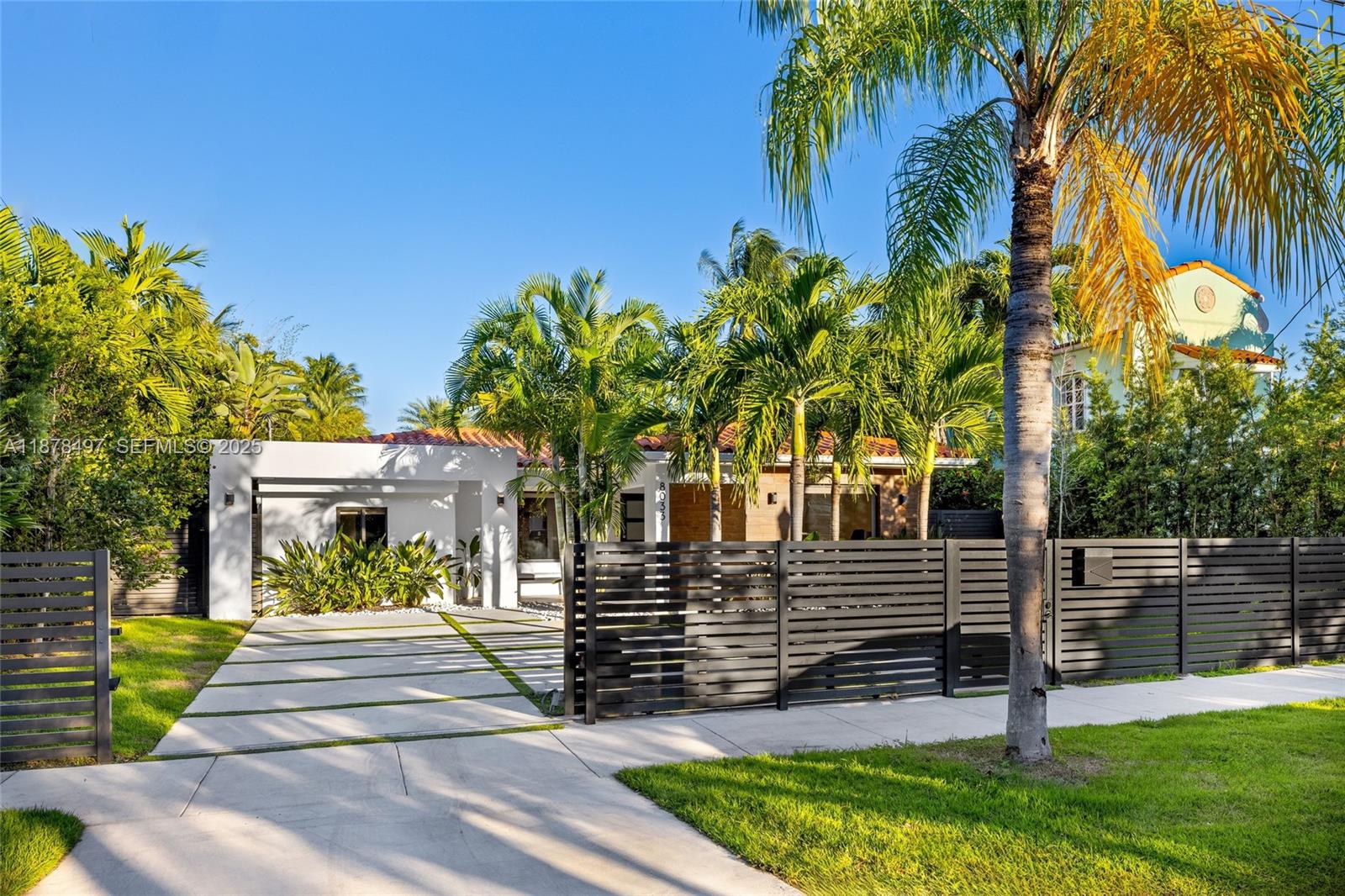 BISCAYNE POINT - Residential