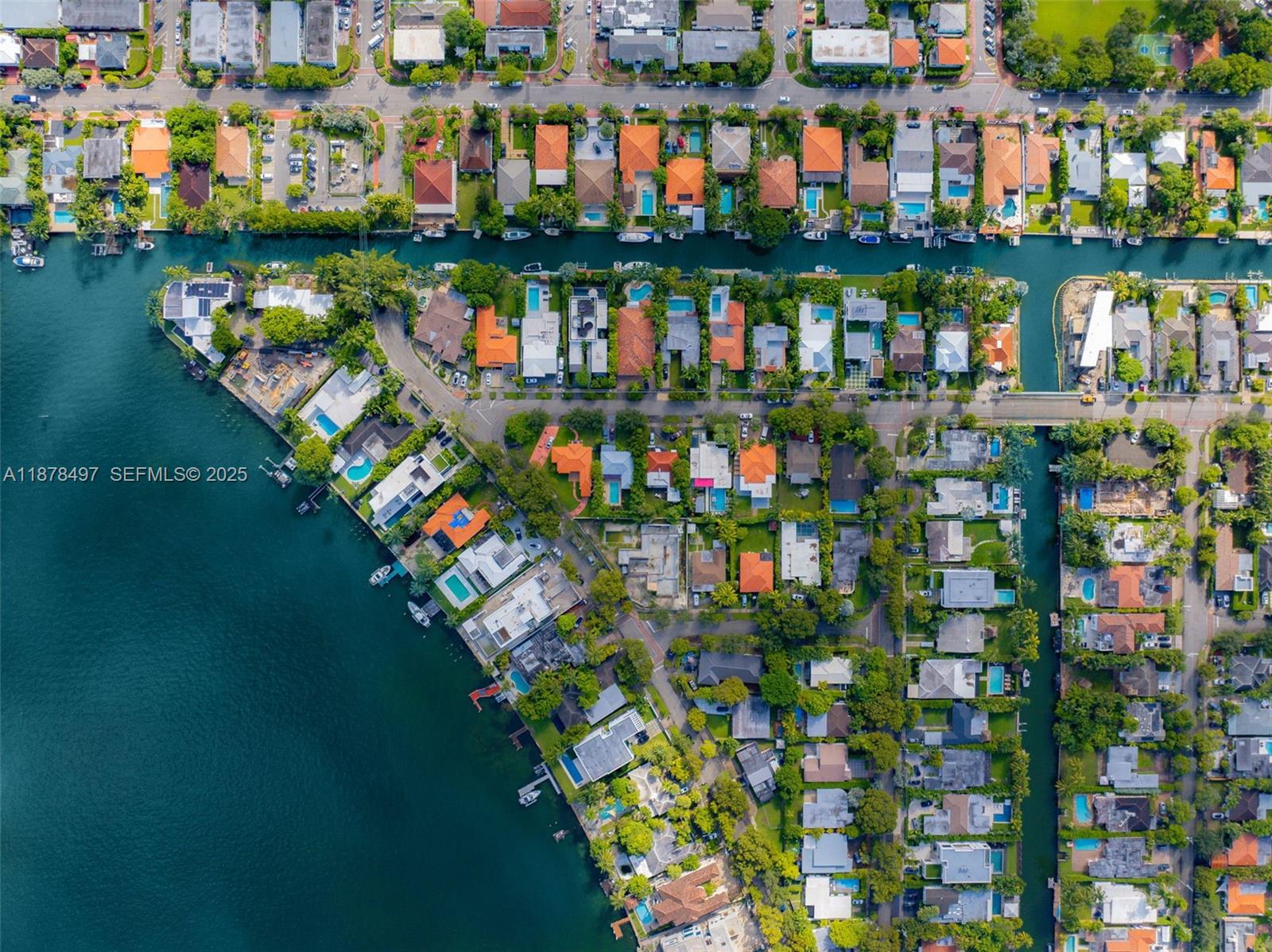 BISCAYNE POINT - Residential