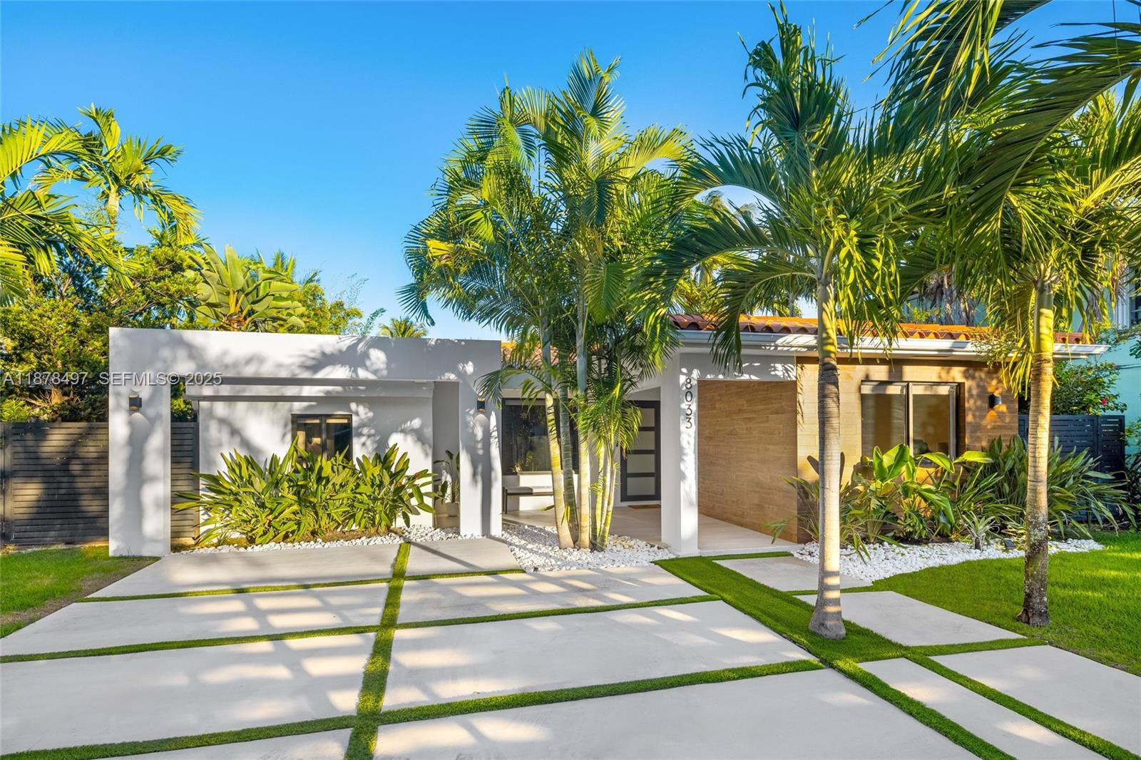 BISCAYNE POINT - Residential