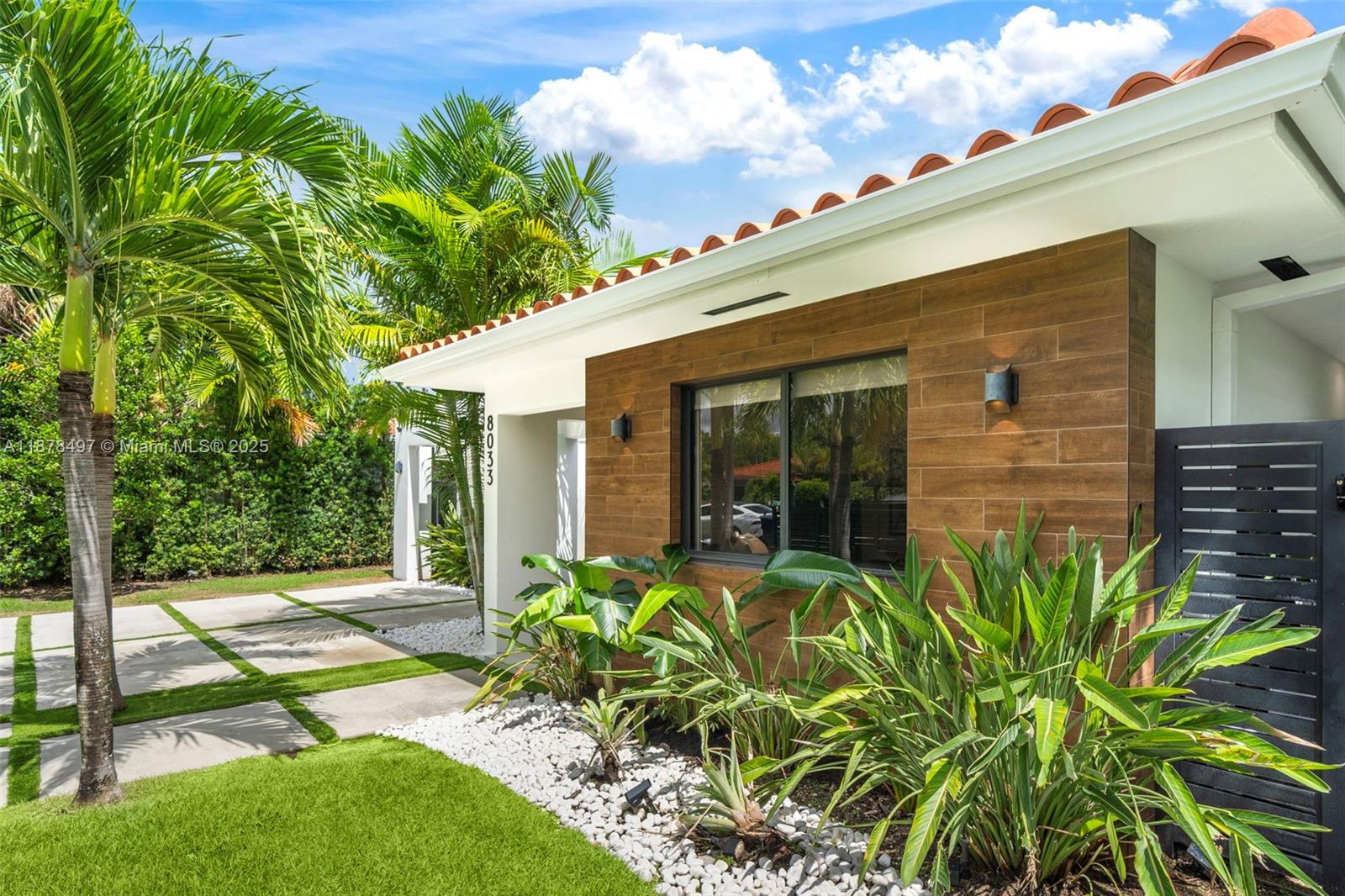 BISCAYNE POINT - Residential
