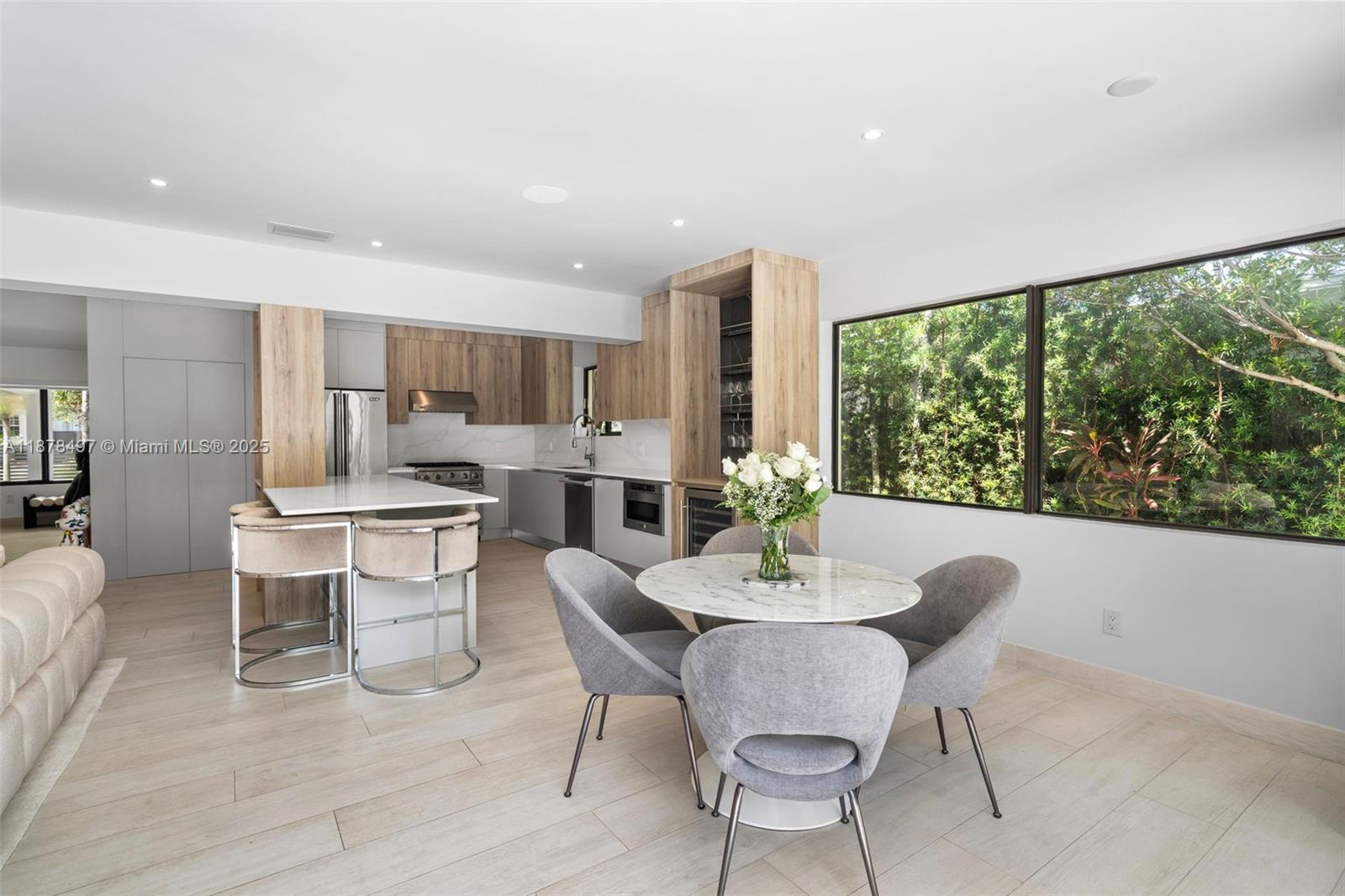BISCAYNE POINT - Residential