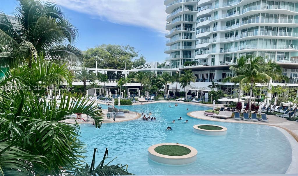 Photo of 2311 SE 17th St #203, Fort Lauderdale, FL 33316 (MLS # A12060901)