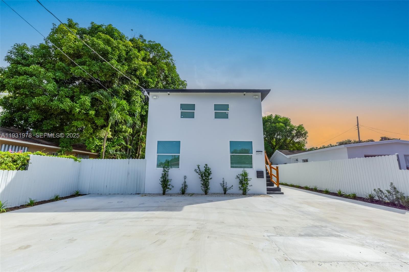 ORANGE VIEW PK - Residential Income