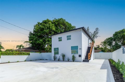 2242 NW 64th St Miami FL 33147