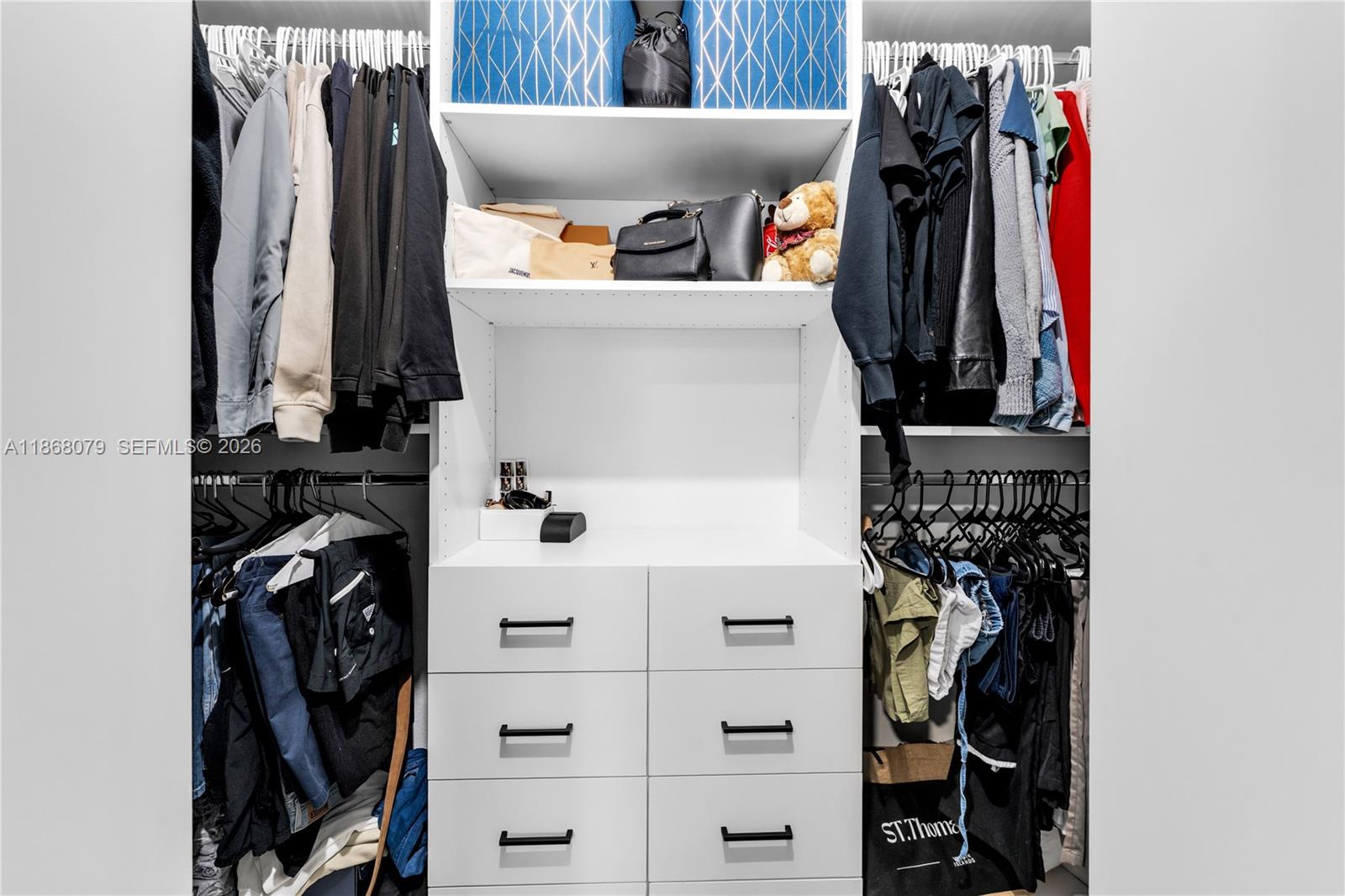 COCO PALM ESTATES - Residential