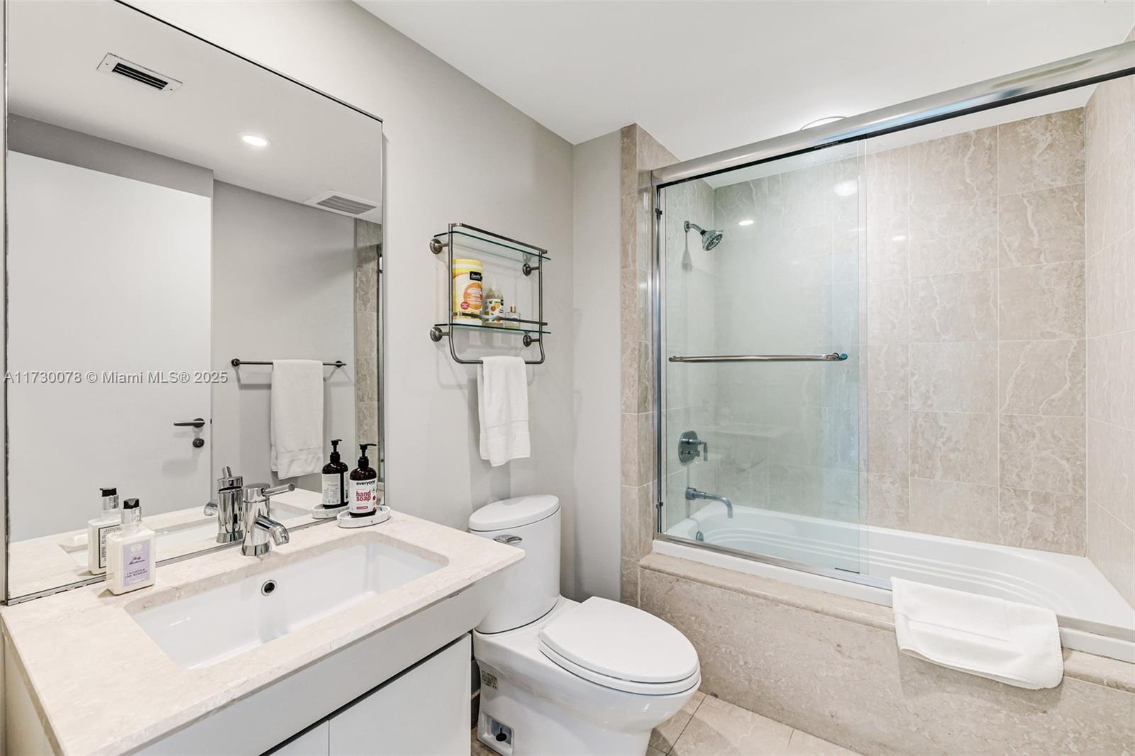 GROVENOR HOUSE CONDO - Residential Lease