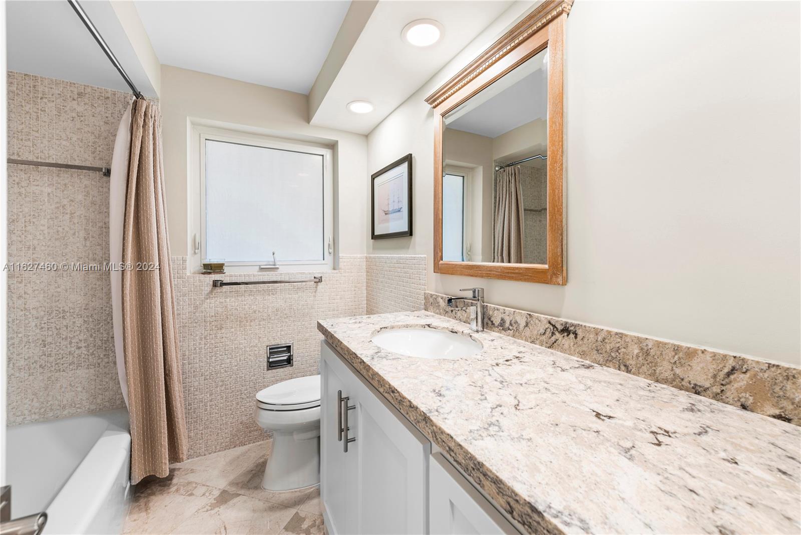 LANDINGS FIRST SEC - Residential