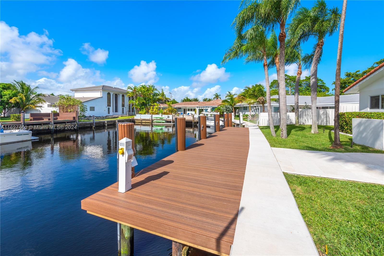 LANDINGS FIRST SEC - Residential