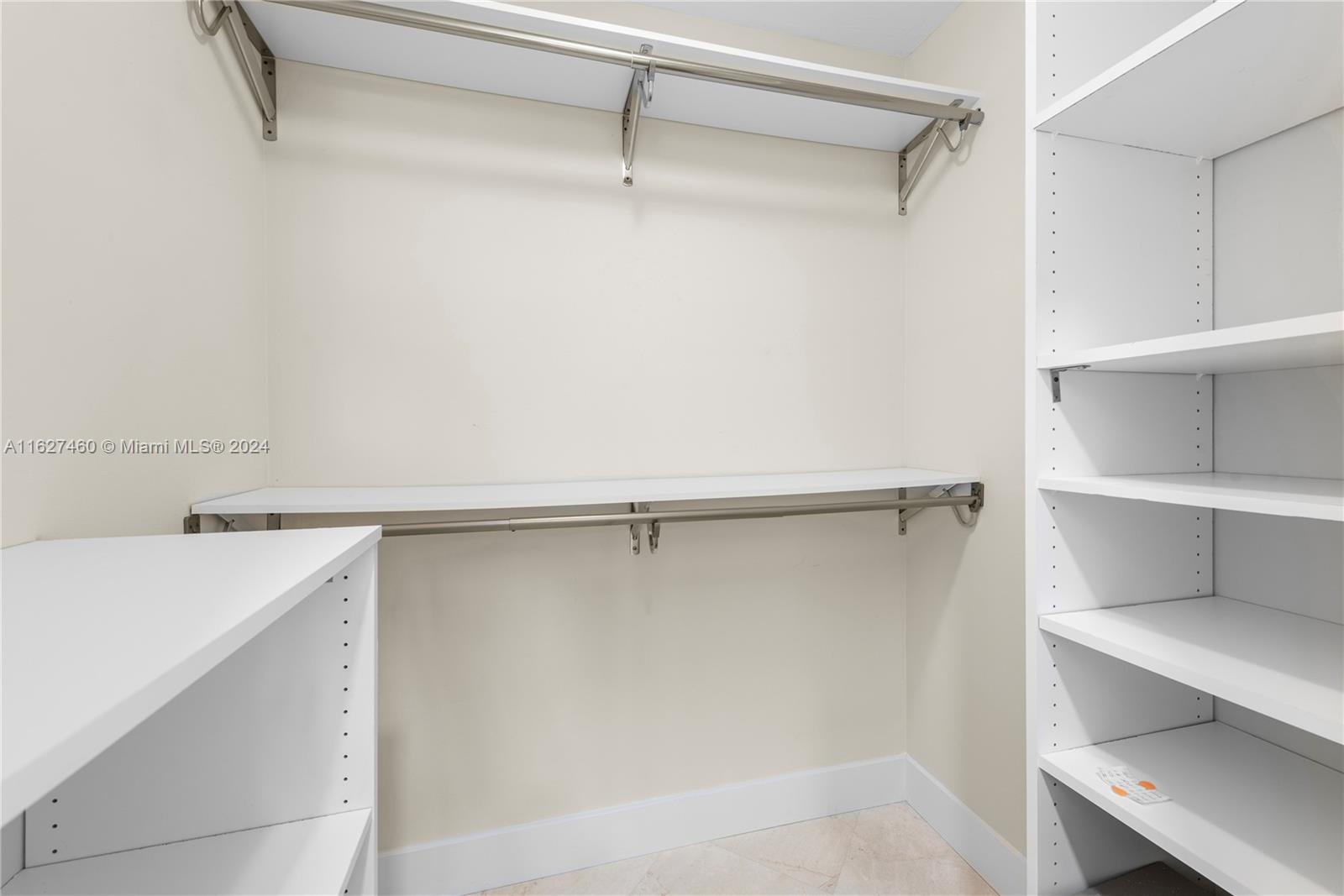 LANDINGS FIRST SEC - Residential