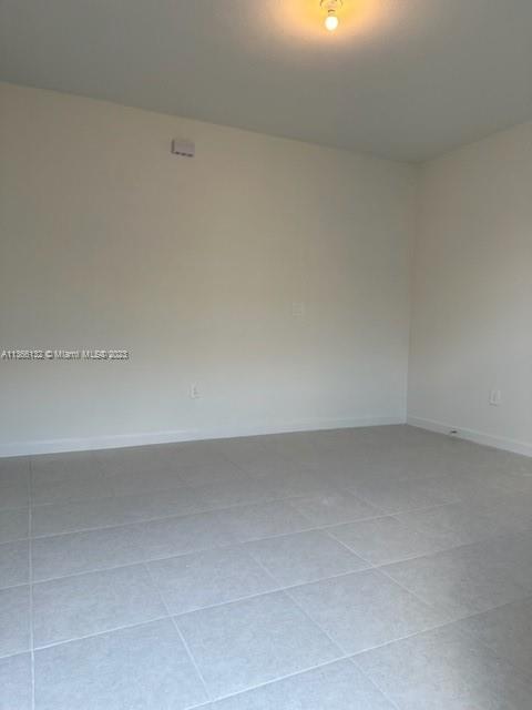 Corsica - Residential Lease