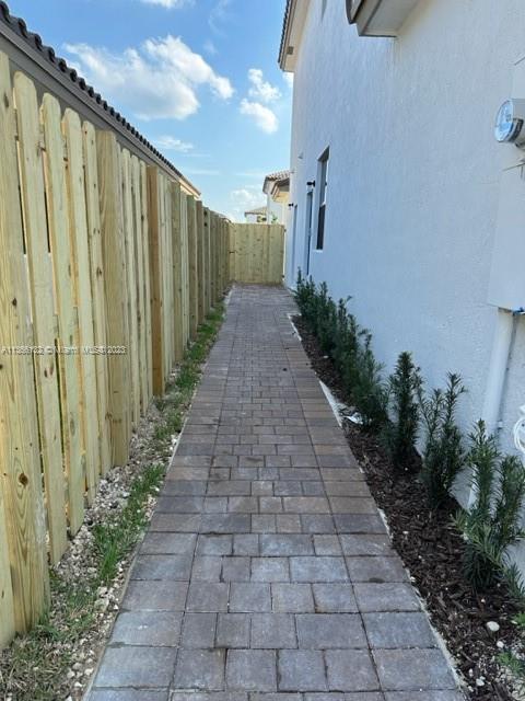 Corsica - Residential Lease