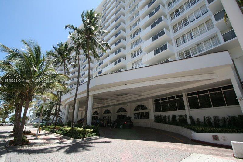 THE DECOPLAGE CONDO - Residential Lease