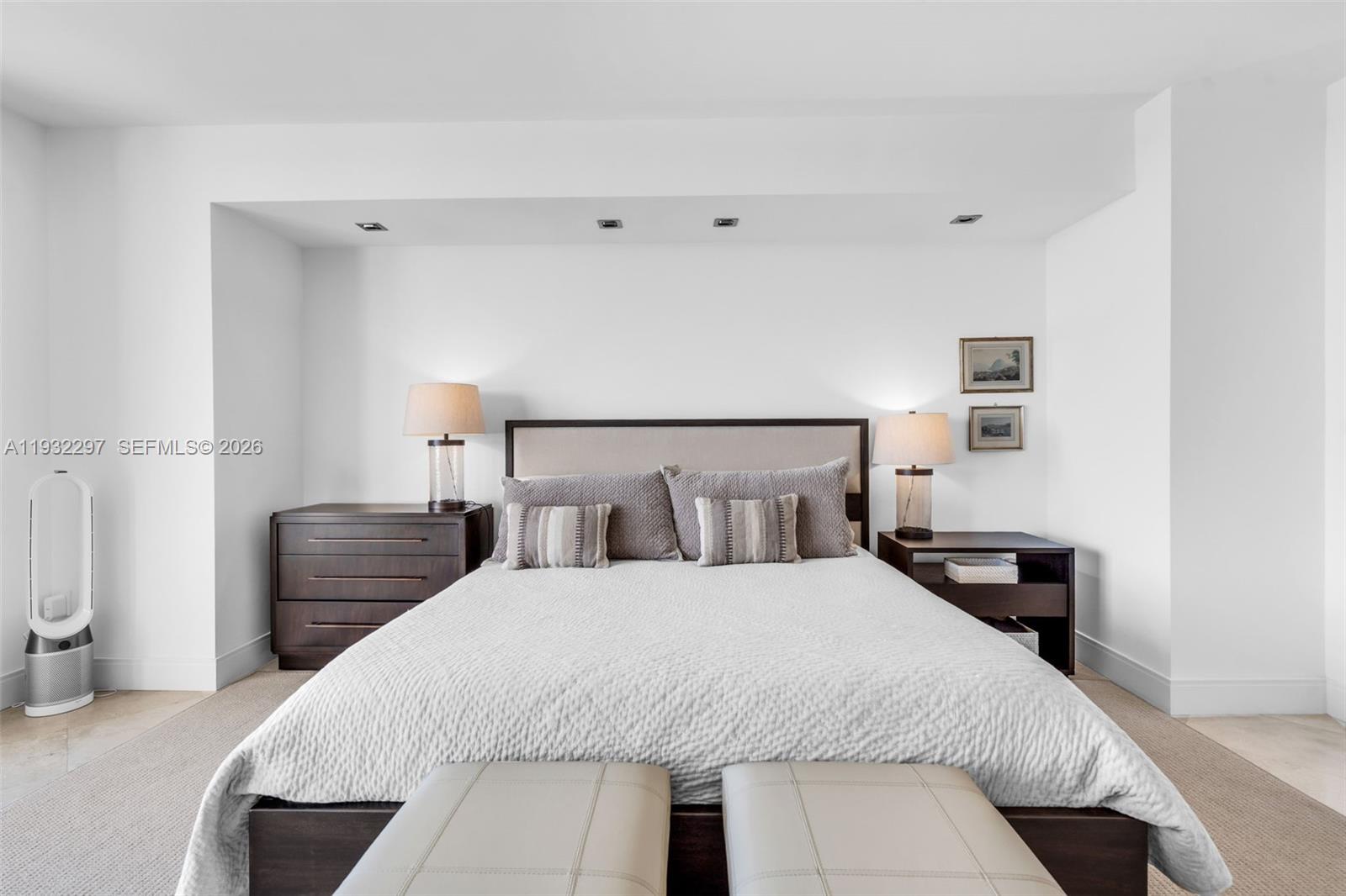 CLUB TOWER THREE CONDO - Residential