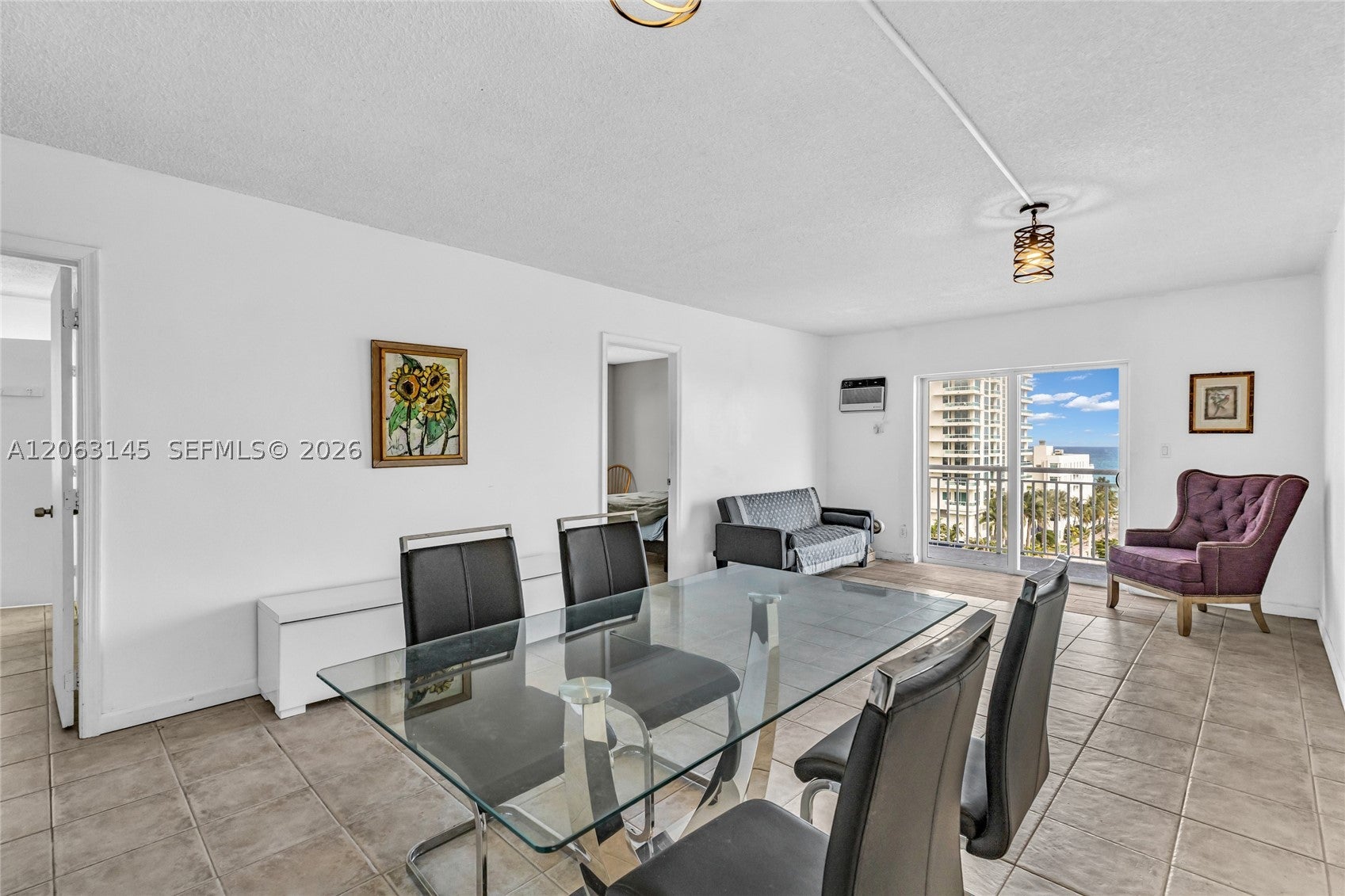 200 S Birch Rd 1015