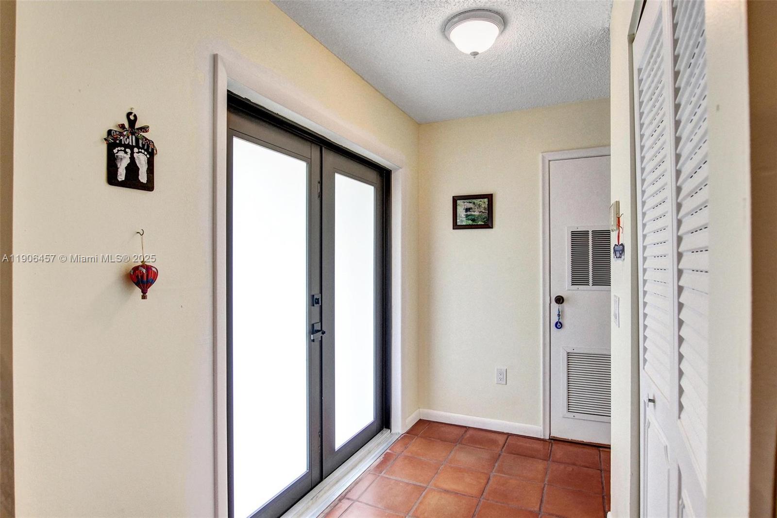 EVERGLADES SUGAR & LAND C - Residential