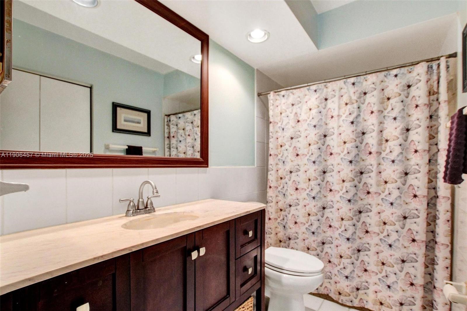 EVERGLADES SUGAR & LAND C - Residential