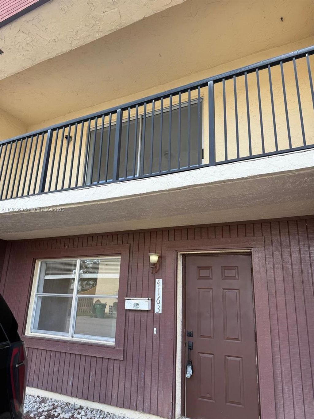 Photo of 4163 SW 66th Ter #108, Davie, FL 33314 (MLS # A11889300)