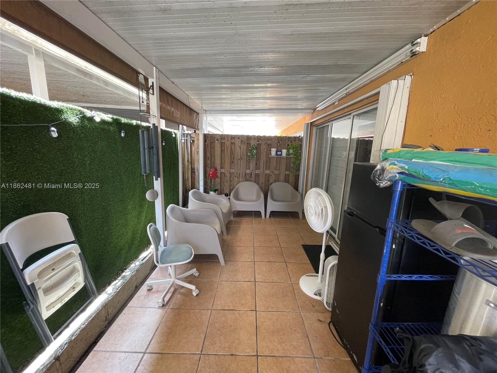 PASEO REAL CONDO - Residential