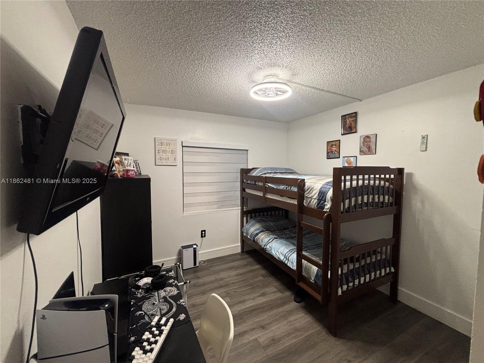 PASEO REAL CONDO - Residential