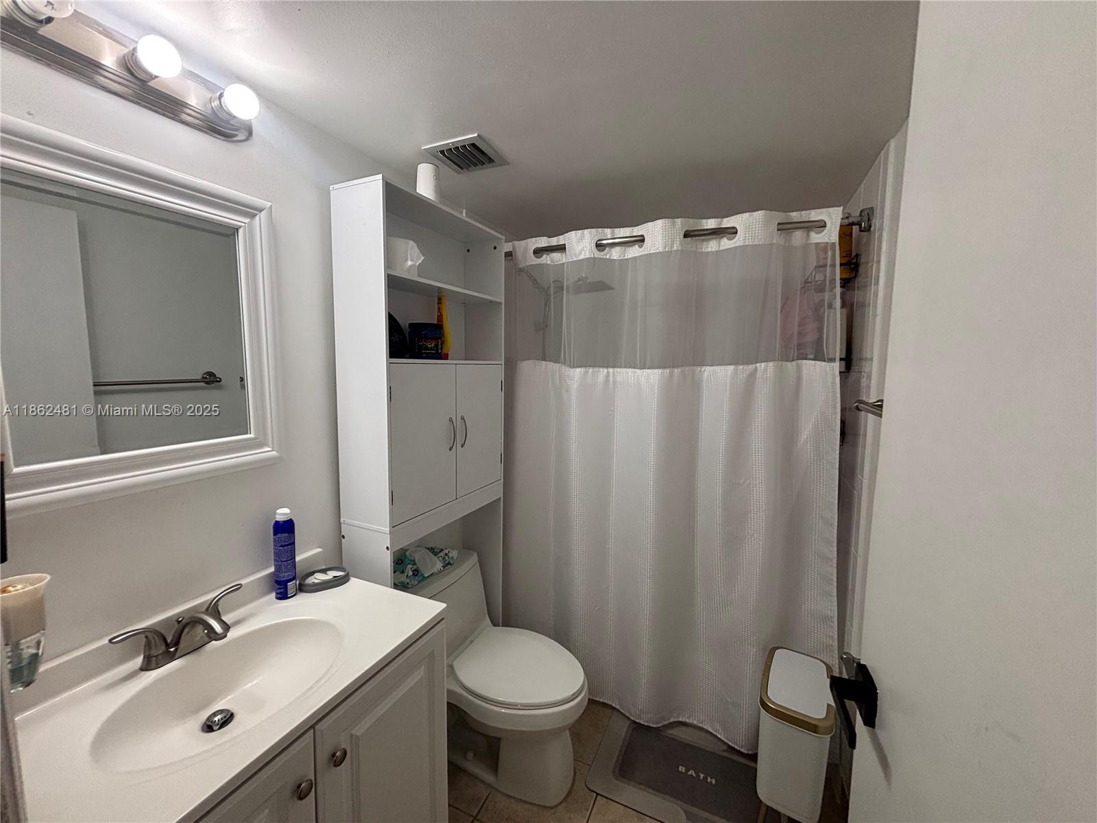 PASEO REAL CONDO - Residential