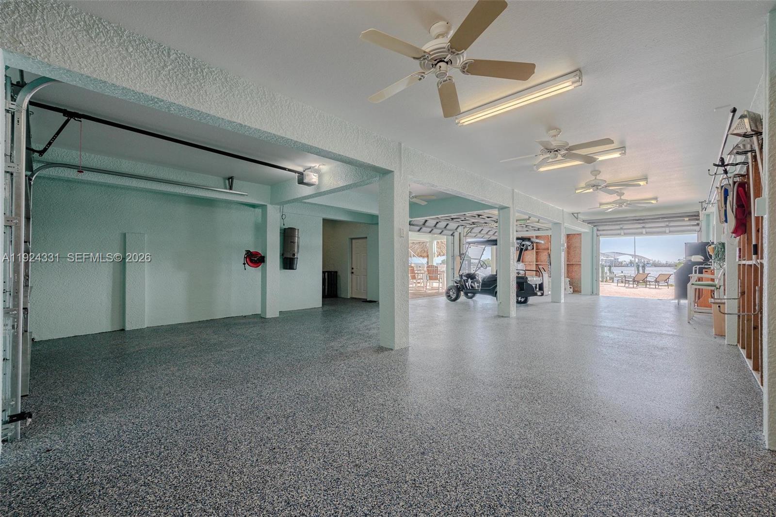 BAYVIEW ACRES - Residential