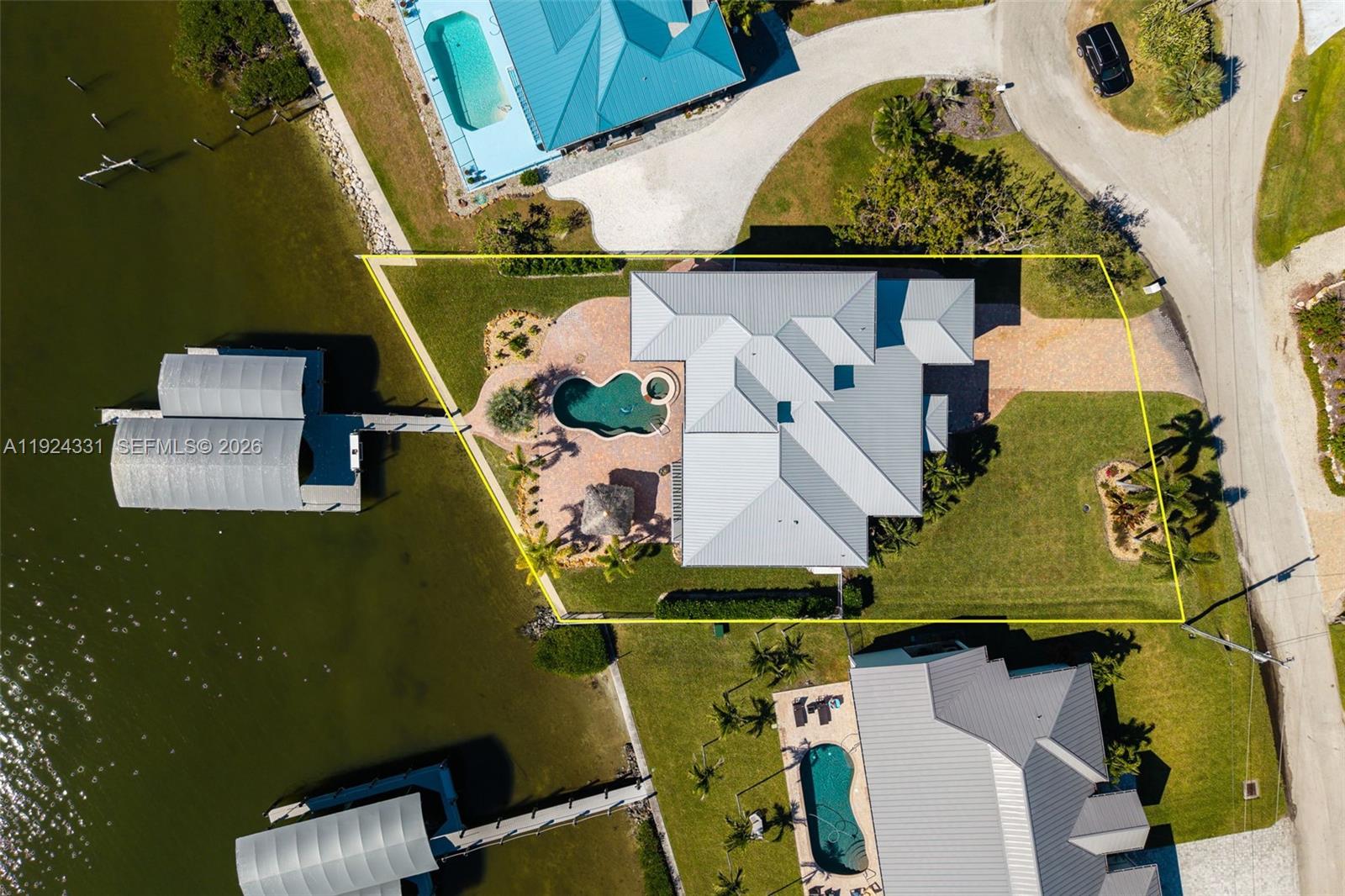 BAYVIEW ACRES - Residential