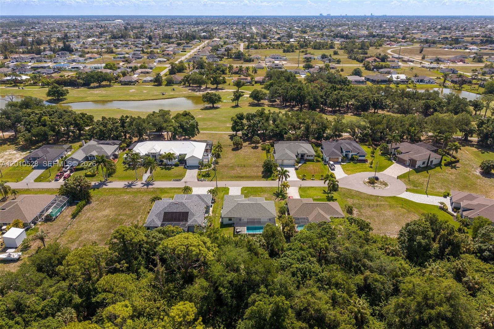 CAPE CORAL - Residential