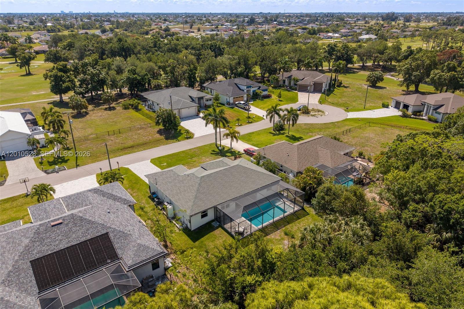 CAPE CORAL - Residential