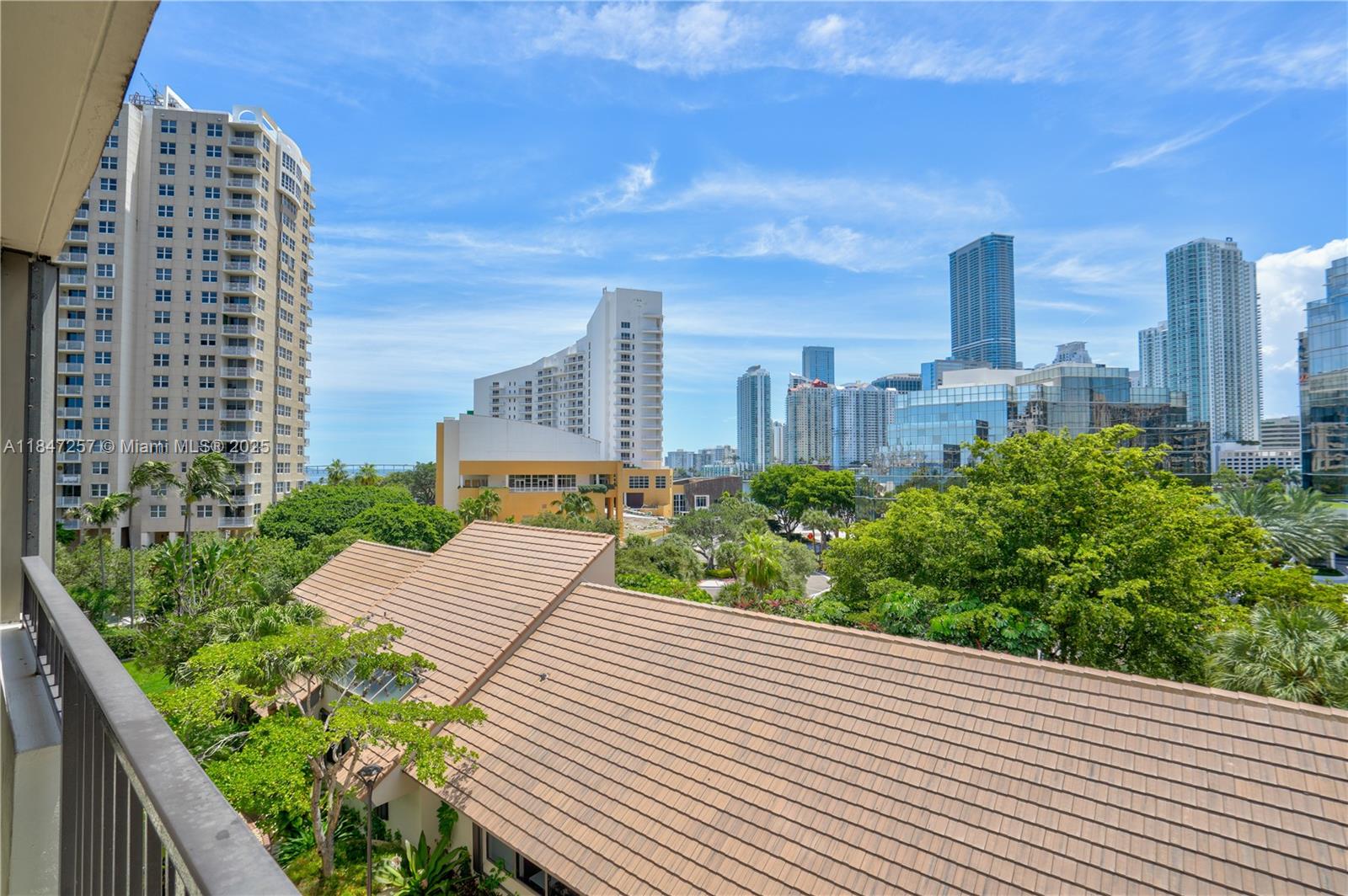 520 Brickell Key Dr A619