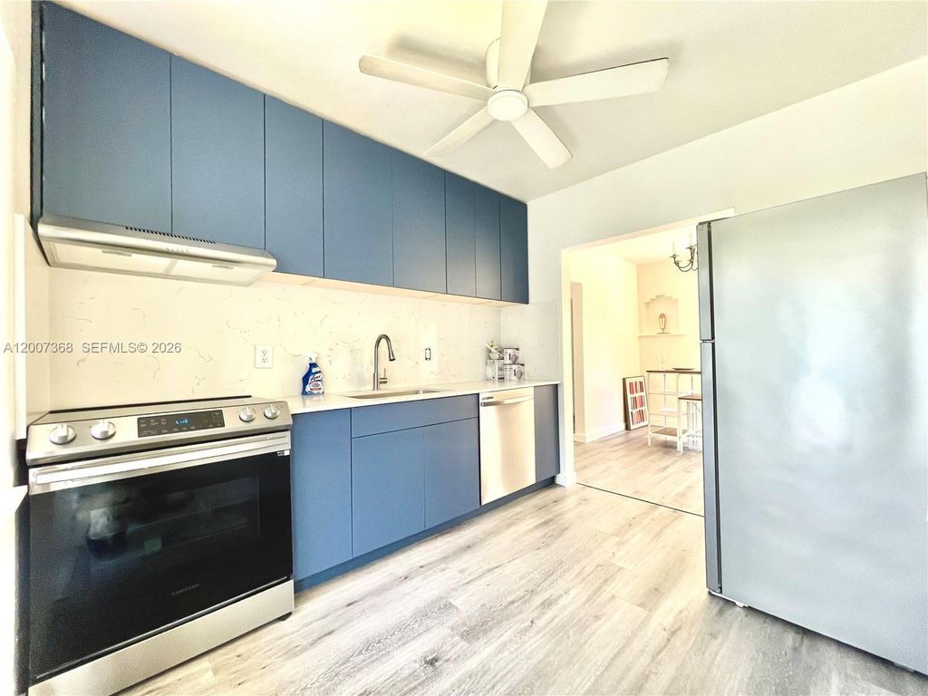 Photo of Fort Lauderdale, FL 33301 (MLS # A12007368)