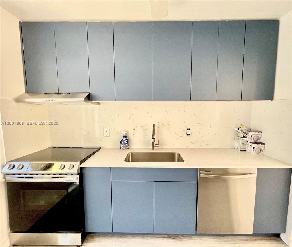 Photo of Fort Lauderdale, FL 33301 (MLS # A12007368)